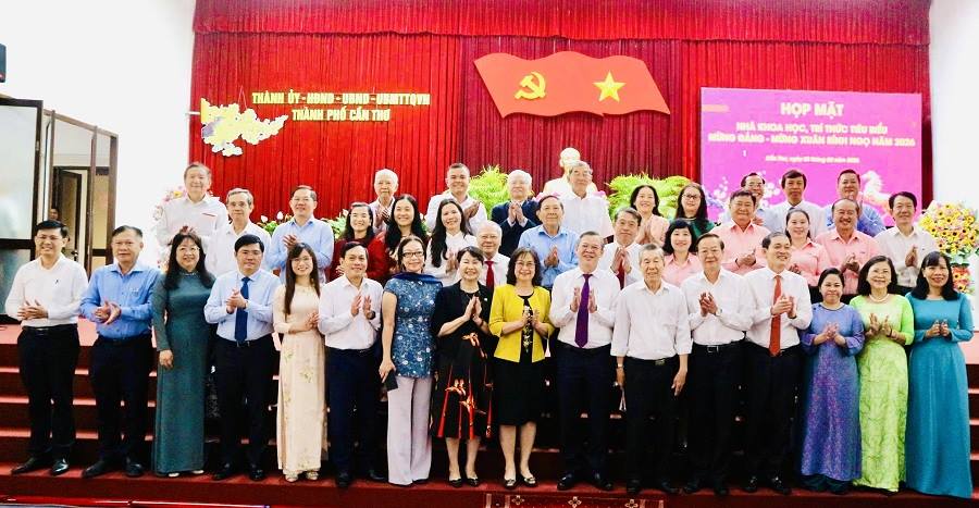 Cần Thơ họp mặt nhà khoa học, trí thức tiêu biểu mừng Đảng - mừng Xuân Bính Ngọ 2026